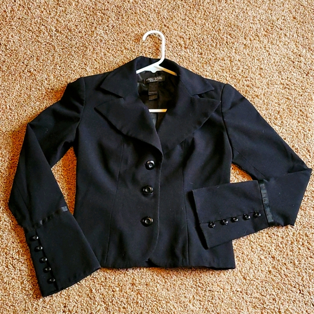 Bisou bisou black button blazer